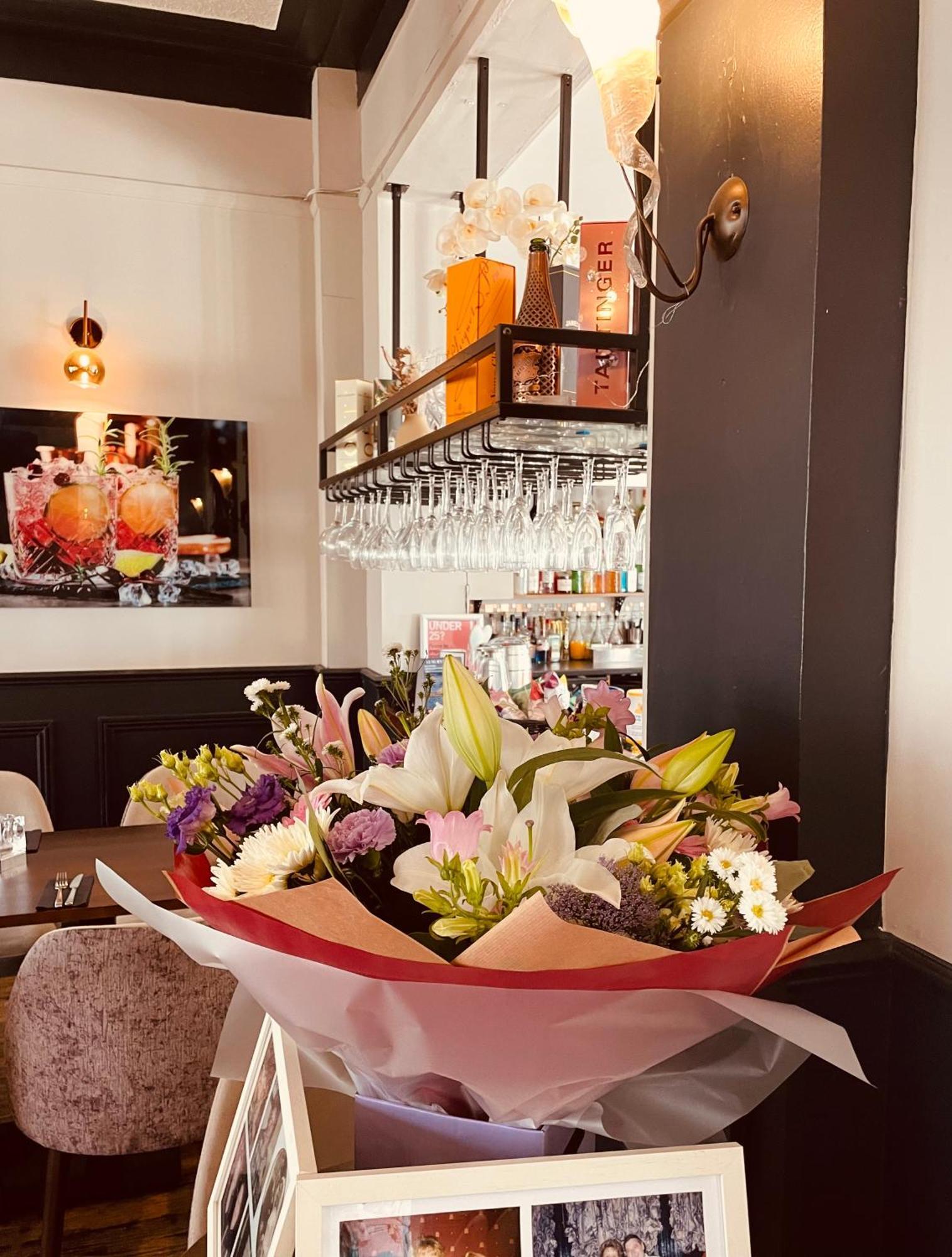 The Lilly Restaurant With Rooms Llandudno Esterno foto
