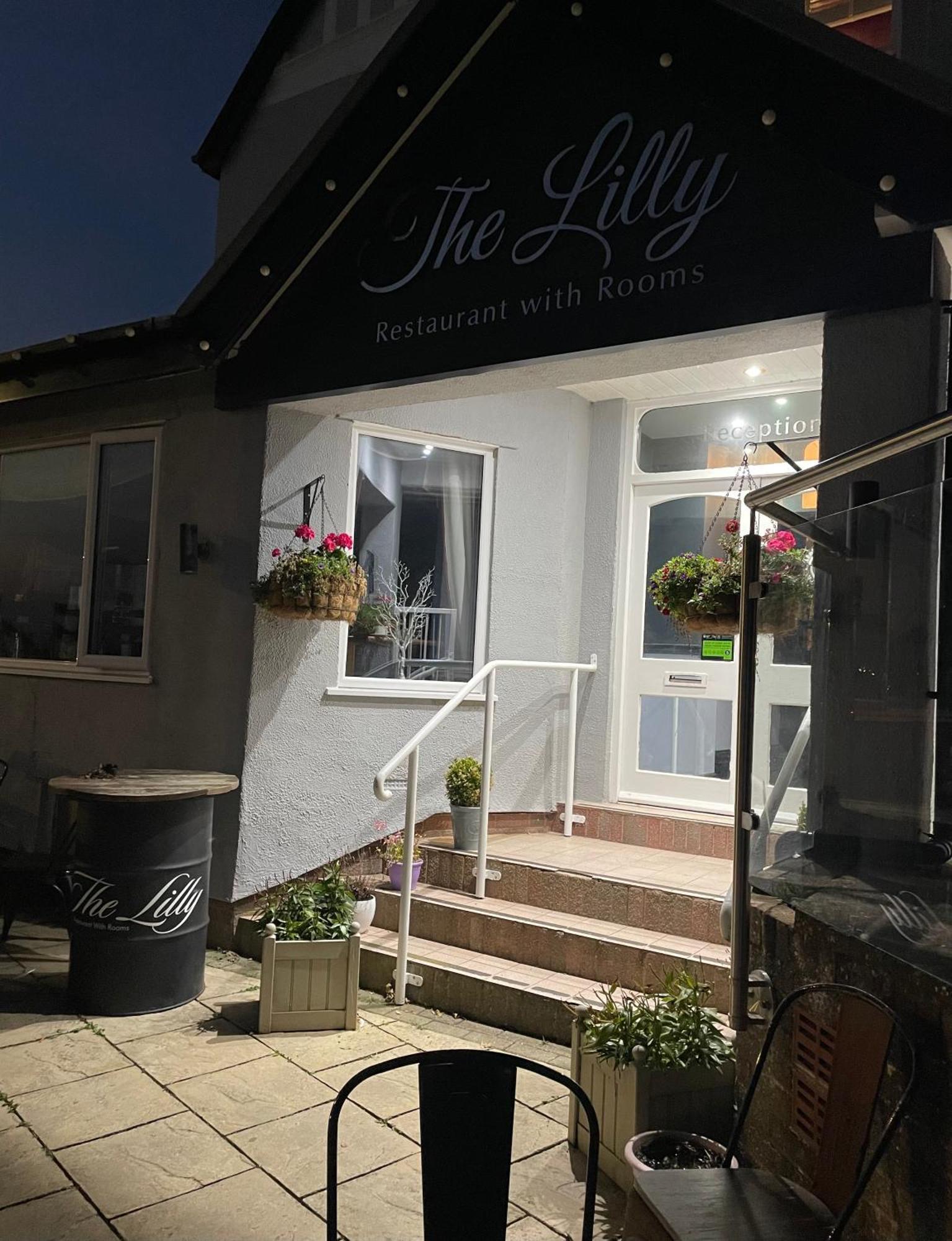 The Lilly Restaurant With Rooms Llandudno Esterno foto